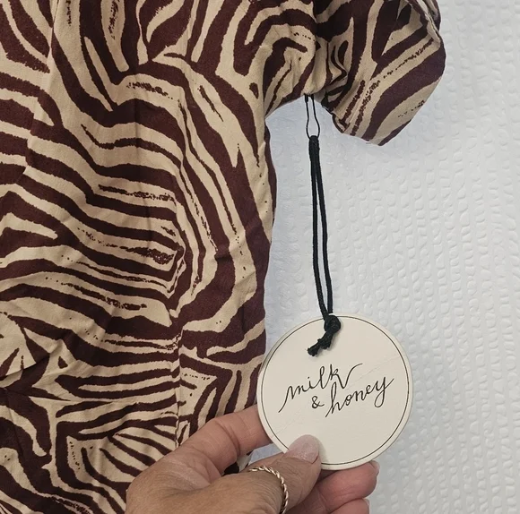 Milk & Honey Zebra Print Button-Up Top Size XL - Picture 4 of 5